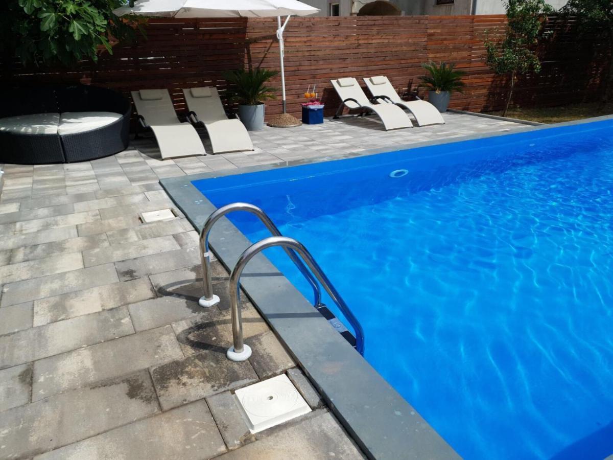 Hana Pool Only For You Loborika Exteriér fotografie